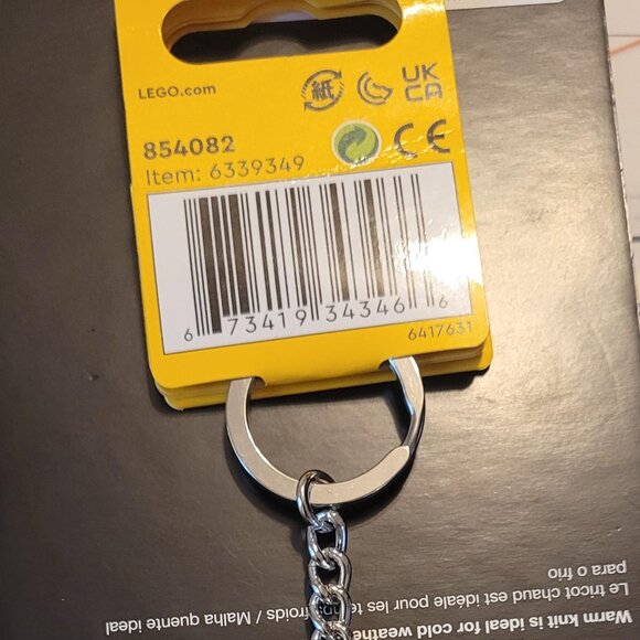 LEGO Statue of Liberty Keychain - Unique Collectible! - Fun Accessory for Fans! - Picture 6 of 7